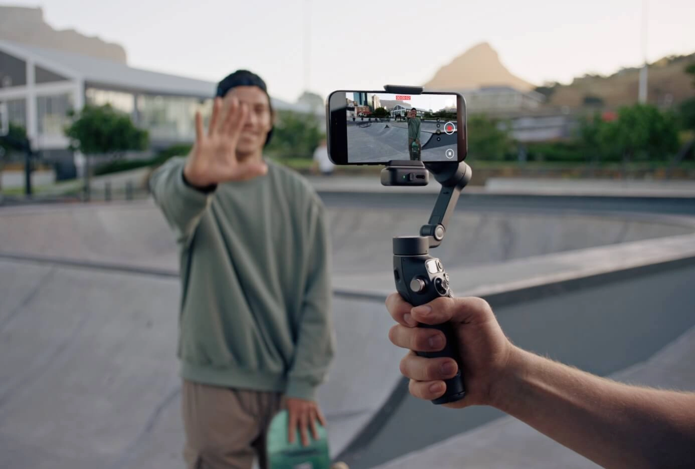 Стабилизатор DJI Osmo Mobile 7 — фото 10
