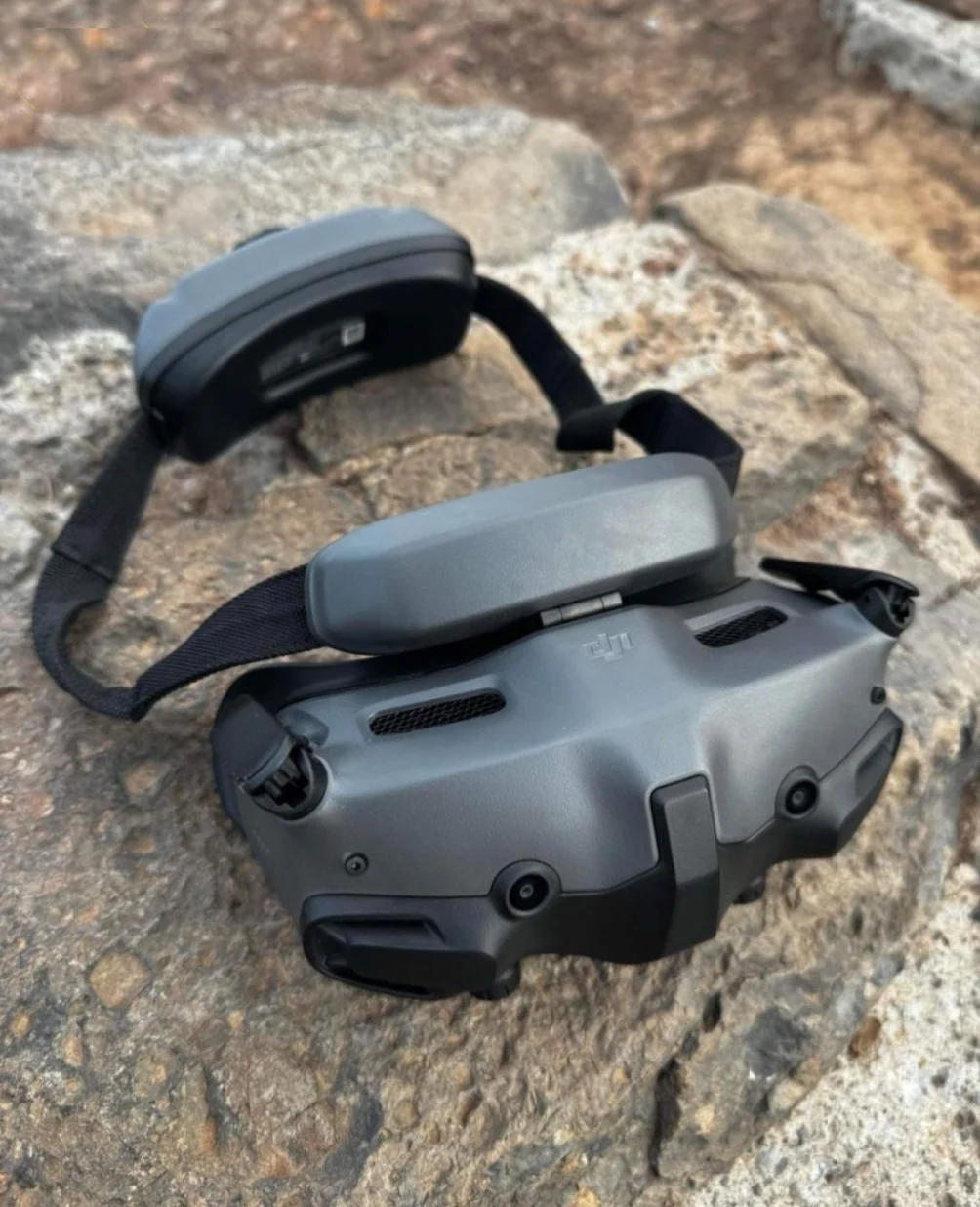 Утечка информации о DJI GOGGLES 3: взгляд на дополненную реальность для беспилотников Утечка информации о DJI GOGGLES 3: взгляд на дополненную реальность для беспилотников